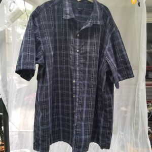 Van Heusen short sleeve button down Shirt 3xlt 20-20 1\2 blue plaid